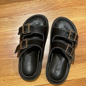 Chunky buckle sandal✨lower price✨